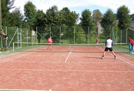 Tenisový turnaj ve čtyřhře 2014 - 3. ročník - foto č. 1