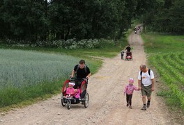 Turistický výlet rodičů s dětmi - Březiny 2015 - foto č. 3