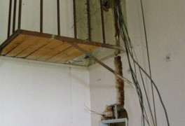 Rekonstrukce elektroinstalace Kulturního domu v Pusté Kamenici na fotografiích - foto č. 9