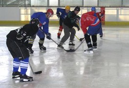 Utkání v ledním hokeji - foto č. 3