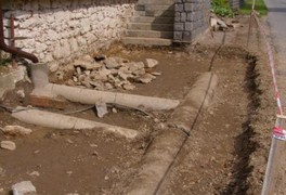 Chodník před ZŠ a MŠ je již hotov - foto č. 5