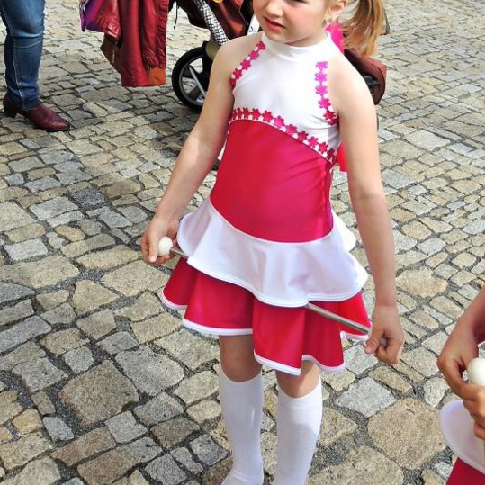 Pustokamenické mažoretky na Majálesu v Poličce