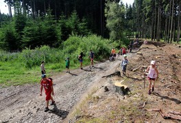 Turistický výlet s dětmi na Březiny 2017 - foto č. 2