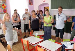 Pustou Kamenici navštívila komise soutěže Vesnice roku 2018 - foto č. 6