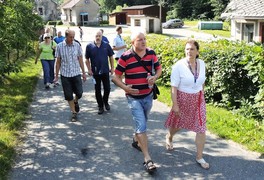 Pustou Kamenici navštívila komise soutěže Vesnice roku 2018 - foto č. 7