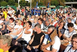 Luhačovice - Slavnostní vyhlášení soutěže VESNICE ROKU 2018 - foto č. 26