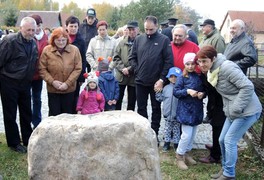 Slavnostní odhalení pamětní desky k uctění památky 25 pustokamenických občanů, kteří položili život v I. světové válce - foto č. 11