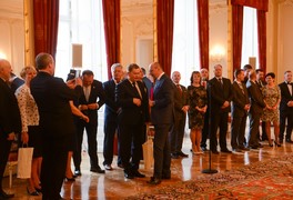 Vítězové soutěže Vesnice roku 2018 byli přijati u prezidenta republiky Miloše Zemana - foto č. 7