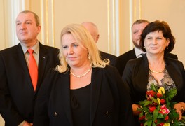 Vítězové soutěže Vesnice roku 2018 byli přijati u prezidenta republiky Miloše Zemana - foto č. 5