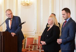 Vítězové soutěže Vesnice roku 2018 byli přijati u prezidenta republiky Miloše Zemana - foto č. 10