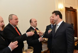 Vítězové soutěže Vesnice roku 2018 byli přijati u předsedy Poslanecké sněmovny PČR Radka Vondráčka - foto č. 19
