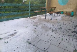 Pustou Kamenicí se prohnalo krupobití - foto č. 17