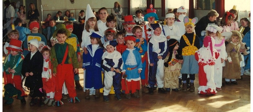 Fotografická vzpomínka na dětské karnevaly v Pusté Kamenici od roku 1997