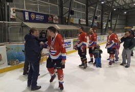 Naši hokejisté ve finále AHL Polička prohráli s Jedlovou 2:3 po prodloužení a obsadili konečné 2. místo - foto č. 11