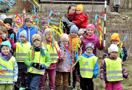 Vynesení zimy ze vsi a přivítání jara - foto č. 14