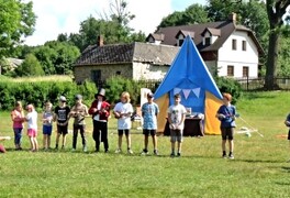 Cirkusové vystoupení dětí ZŠ Pustá Kamenice - foto č. 42