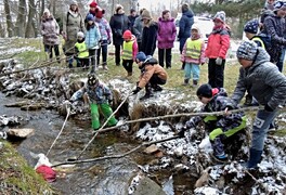 Vynesení zimy ze vsi a přivítání jara - foto č. 12