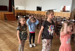 Mažoretky Hvězdy a Hvězdičky nezahálí ani v červnu - foto č. 7