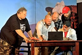 Divadelní představení spolku DU:HA – Bezkontaktní ženy - foto č. 42