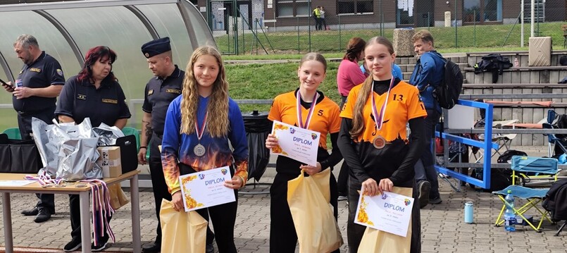 Český Těšín – 100 m překážek   