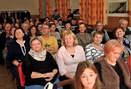 Divadelní posvícení v Pusté Kamenici - Zabíjačka aneb Zásnuby naruby - foto č. 44