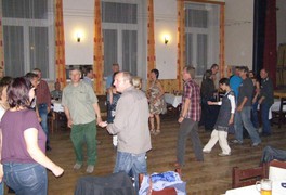 Pouťová taneční zábava 2011 - foto č. 17