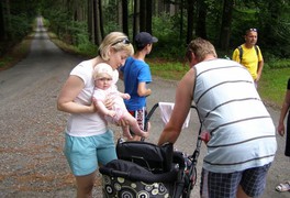 Turistický výlet pro děti a rodiče - Březiny 2012 - foto č. 8