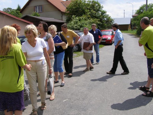 Komise soutěže VESNICE ROKU Pardubického kraje 2014 nás navštívila ve čtvrtek 12.6.2014